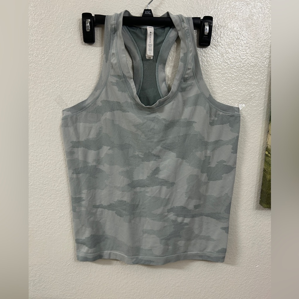 Athleta Momentum Seamless Camo Coast Grey Women’s Performance Workout Tank Sz XL